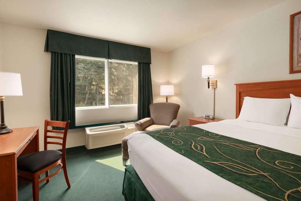 Travelodge by Wyndham Dunsmuir - photo 9