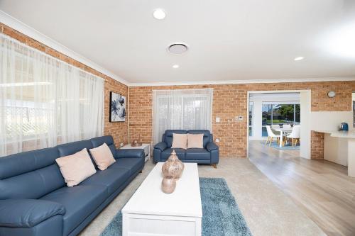 Castaway on King George in Forster, Australia