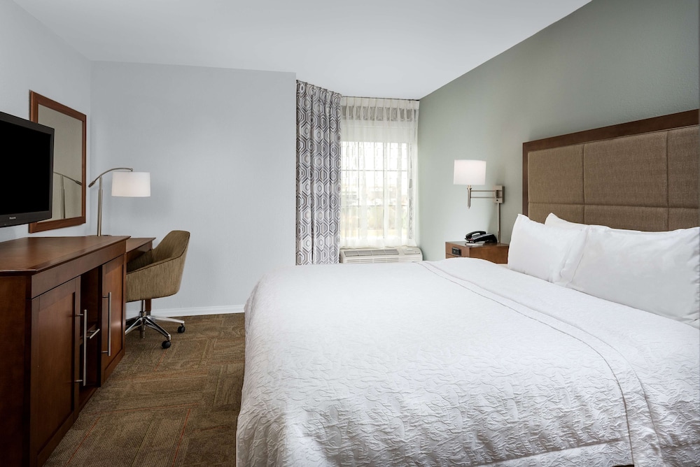Hampton Inn & Suites Florence Center - photo 14