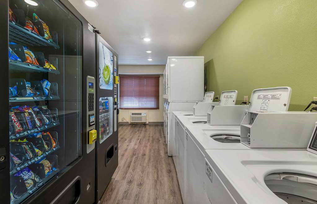 Extended Stay America Select Suites Wichita North - photo 49