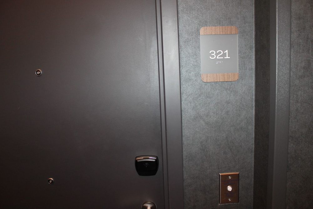 Aloft Syracuse Inner Harbor - photo 18