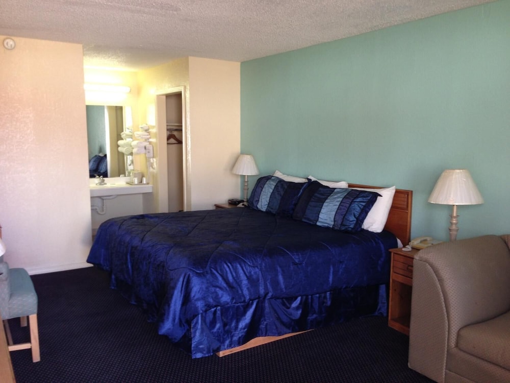 Super 7 Inn Siloam Springs - photo 7