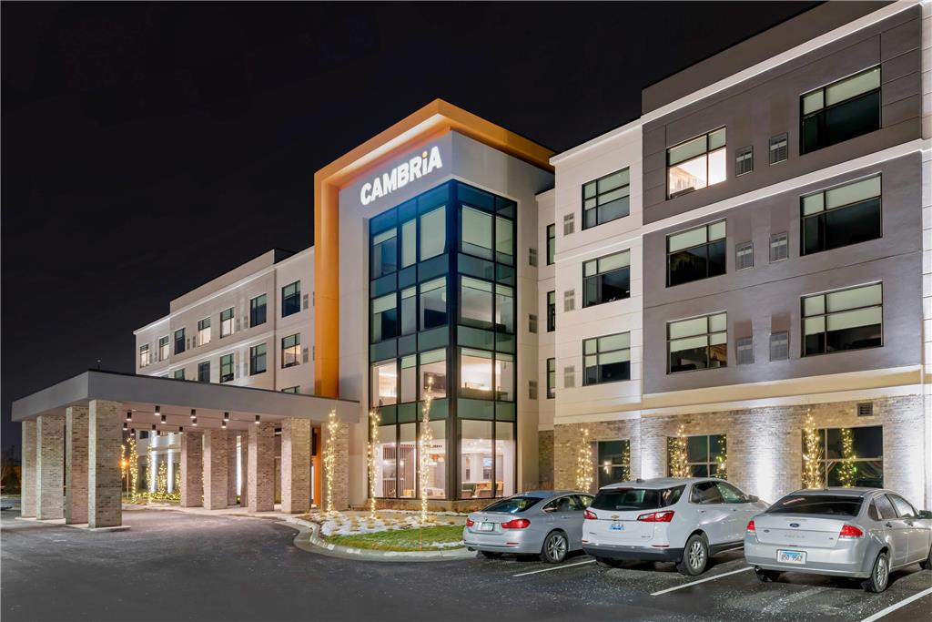Cambria Hotel Shelby Township Detroit Utica - photo 3
