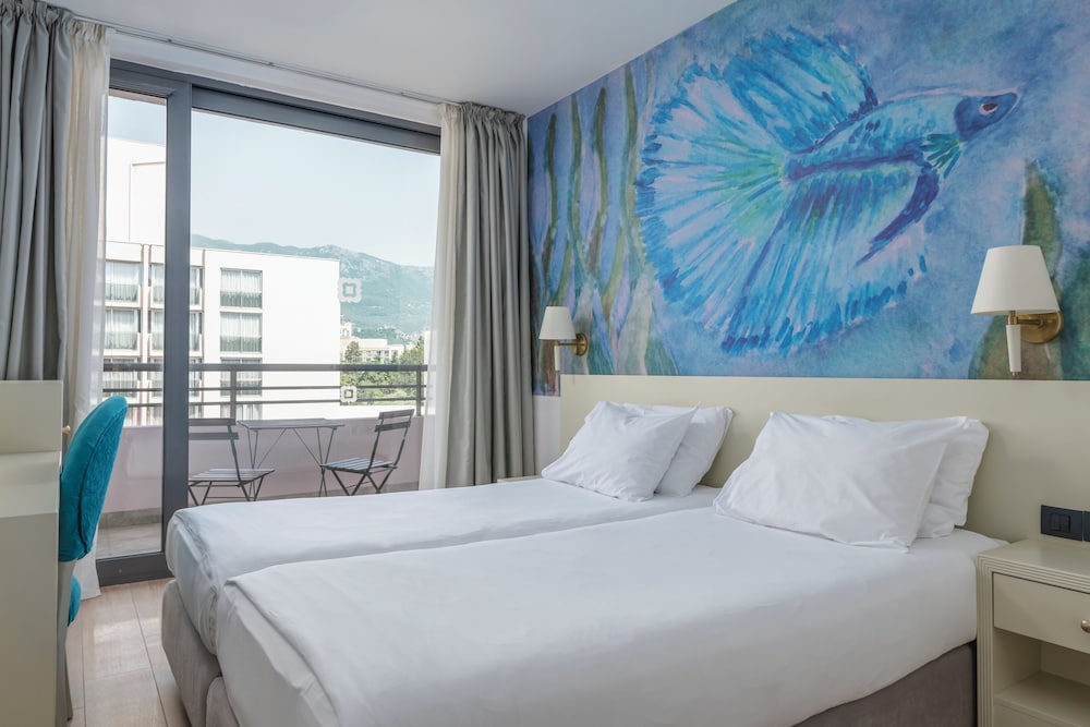 Iberostar Waves Bellevue — Budva — photo 5