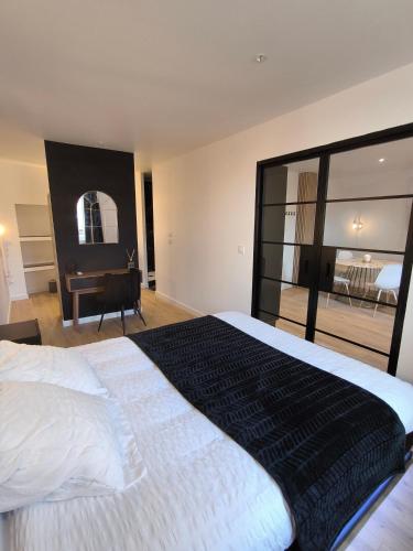 Sublime T2 En Plein Centre Climatise in Montelimar, France