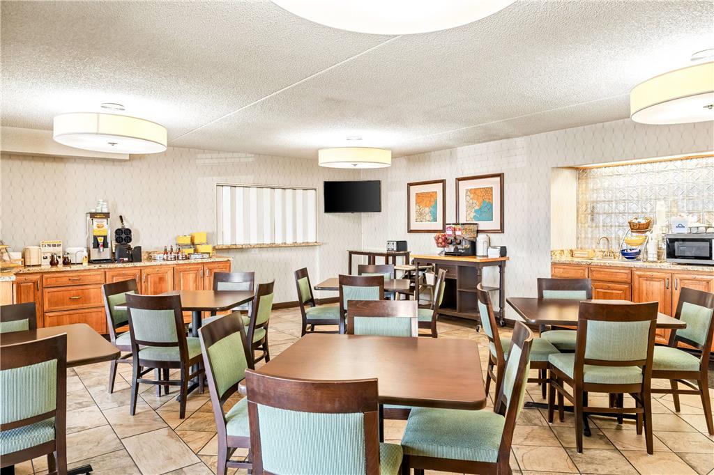 Days Inn by Wyndham Helena - photo 13