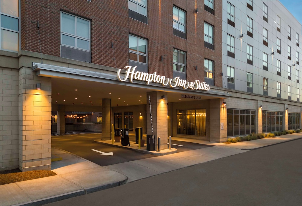 Hampton Inn & Suites Worcester - photo 65