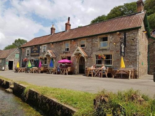Plume of Feathers in Blagdon, United Kingdom