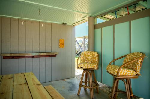 Conch West by Oak Island Accommodations - photo 10