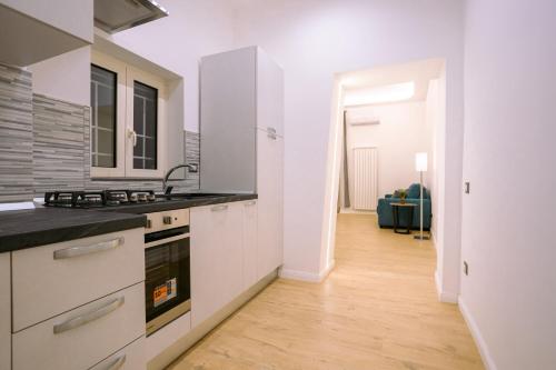 Song House Apartment Centro Storico 5 Pax — 4-Star Luxury Hotel in Naples, Italy