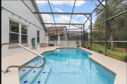 Tropical Escape By Shine Villas 244 — 4-Star Luxury Hotel in Kissimmee, United States