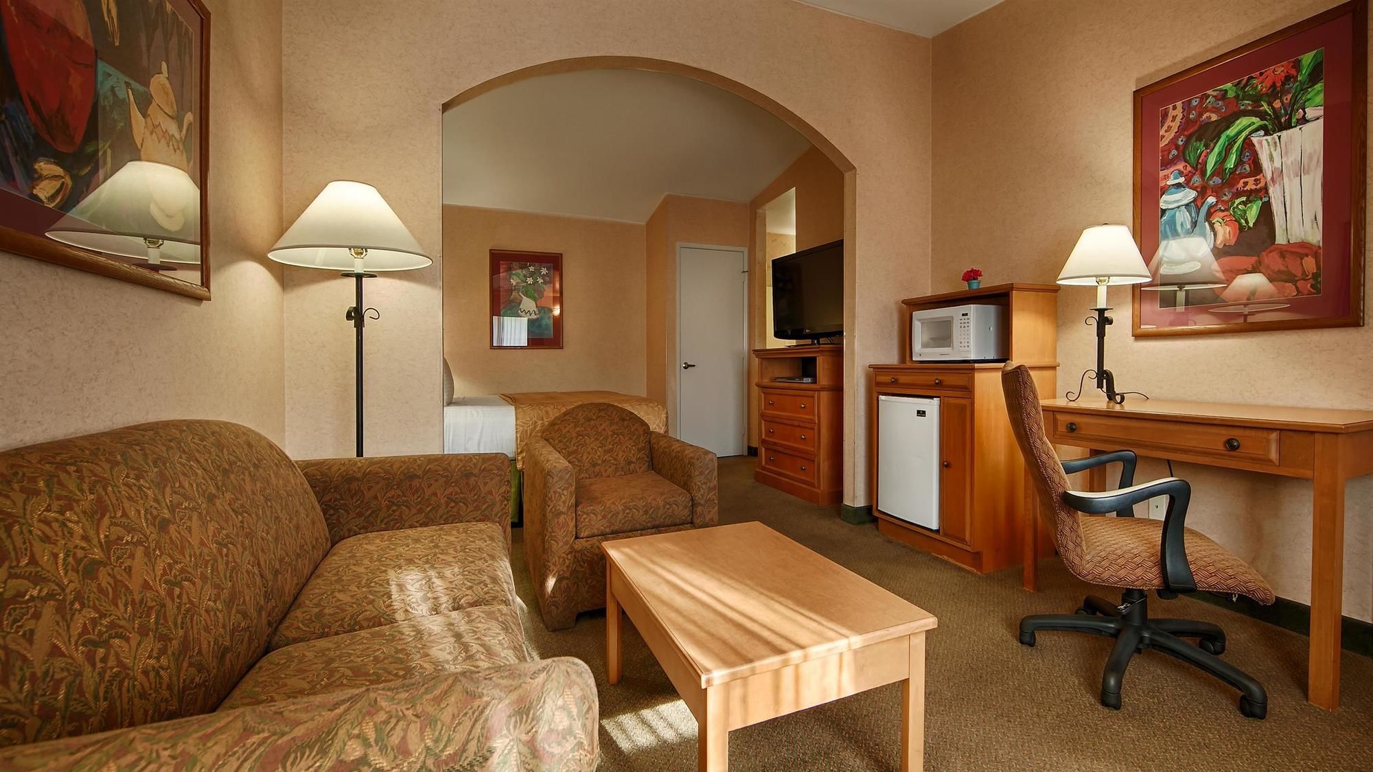 Lamplighter Inn & Suites at SDSU - photo 16
