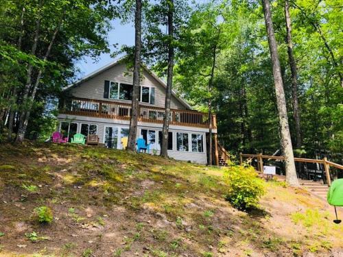Tippicanoe Lodge — 4-Star Luxury Hotel in Kingsley, United States