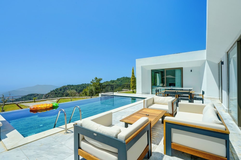 Villa Mercury 9 Planet Luxury Villas — 4-Star Luxury Hotel in Kas, Turkey
