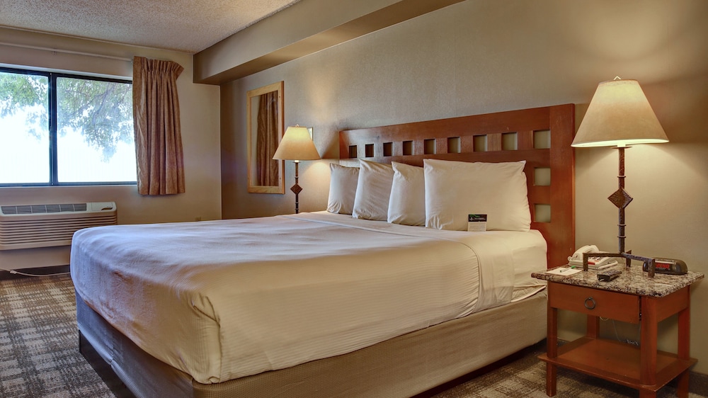 GreenTree Inn Albuquerque - featured photo