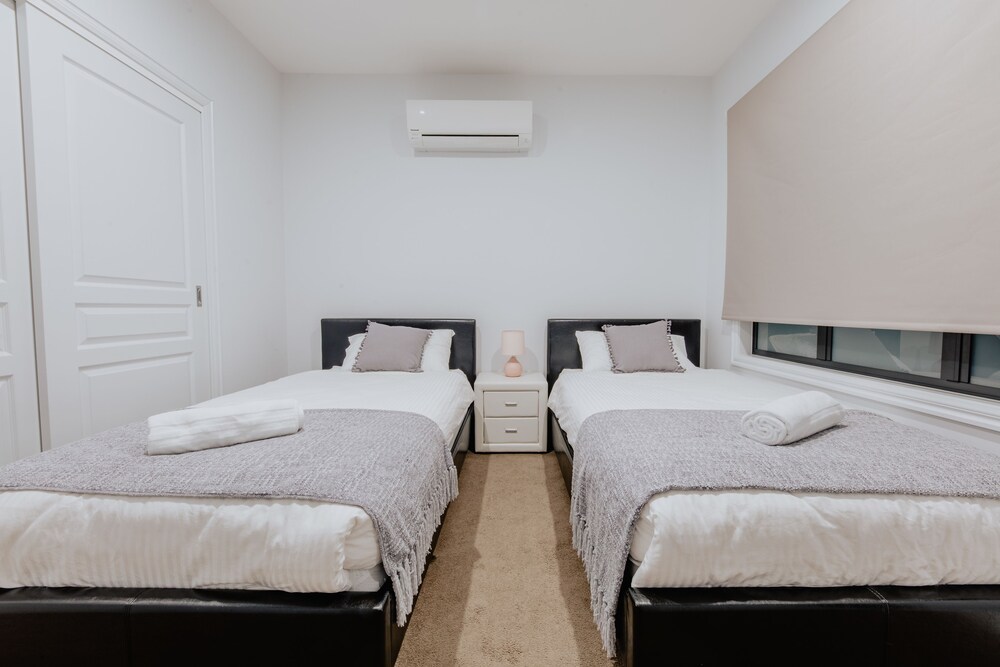 114glen Manor 1 — Glen Waverley — photo 4