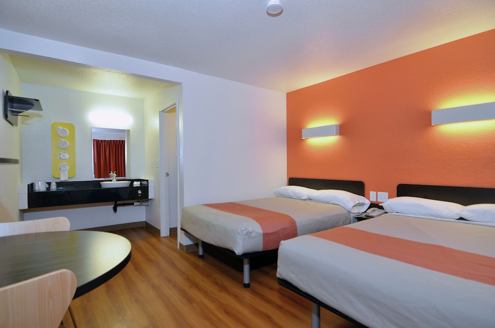 Motel 6 Palm Desert CA Palm Springs Area - photo 8