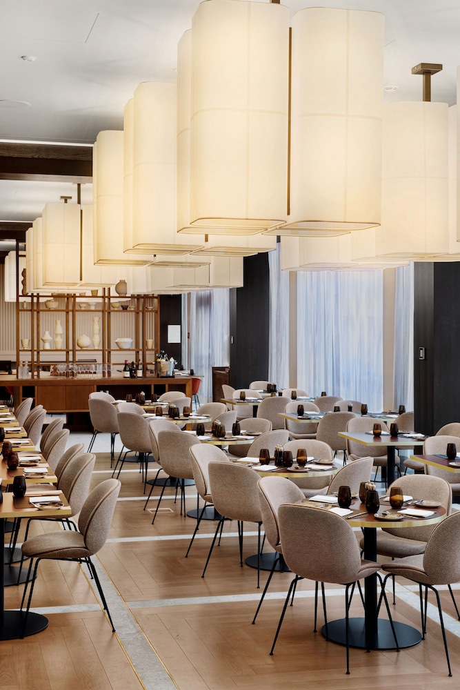 מזון ומשקאות