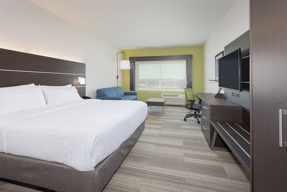 Holiday Inn Express & Suites Firestone Longmont by IHG - photo 4