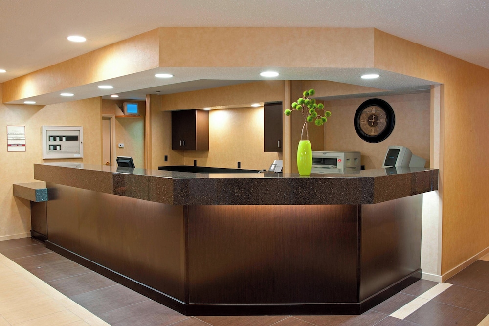 Residence Inn Lansing West - photo 2
