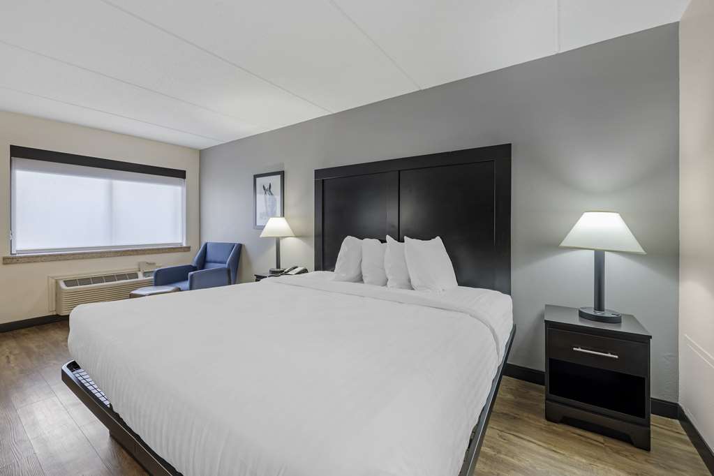 Best Western Shelbyville Inn and Suites Celebration Inn - photo 13