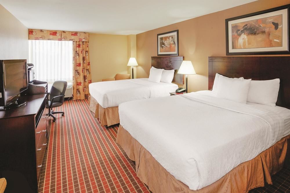 Holiday Inn Pittsburgh North - photo 15