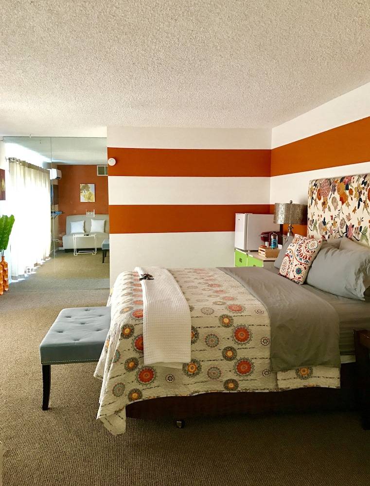 The Village Palm Desert - photo 19