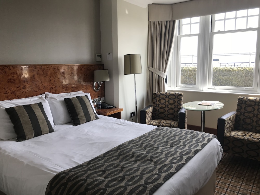 Pier Hotel — Great Yarmouth — photo 3