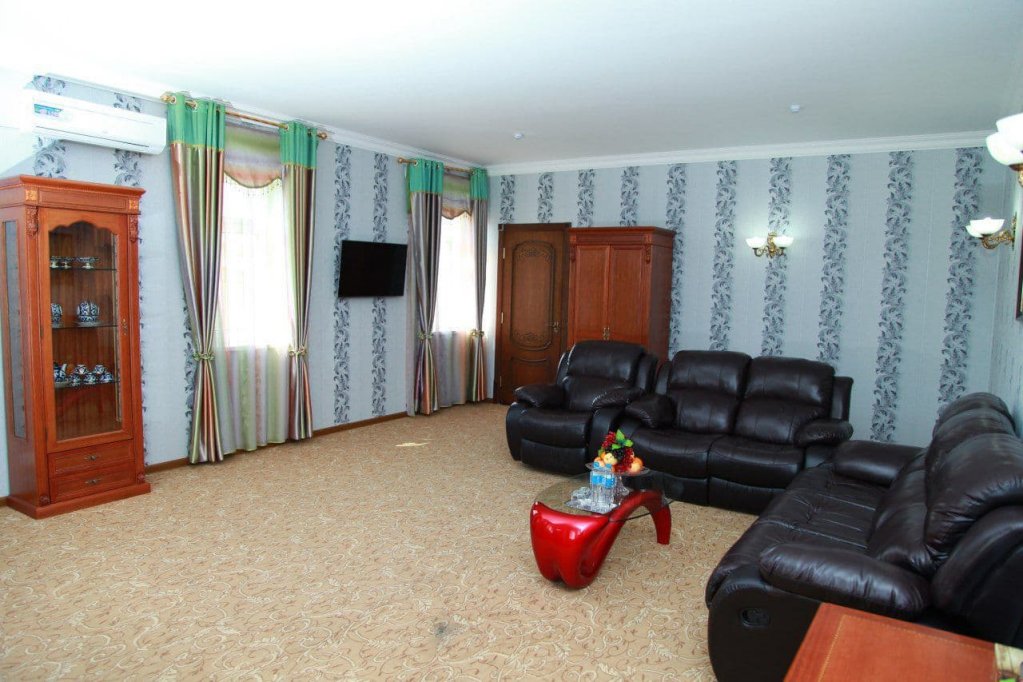 Maximum Hotel — hotel in Navoiy