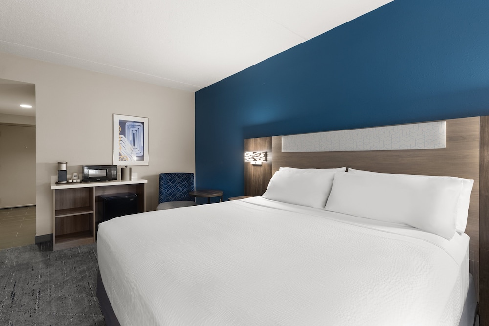 Holiday Inn Express Hotel & Suites Danbury I 84 by IHG - photo 19