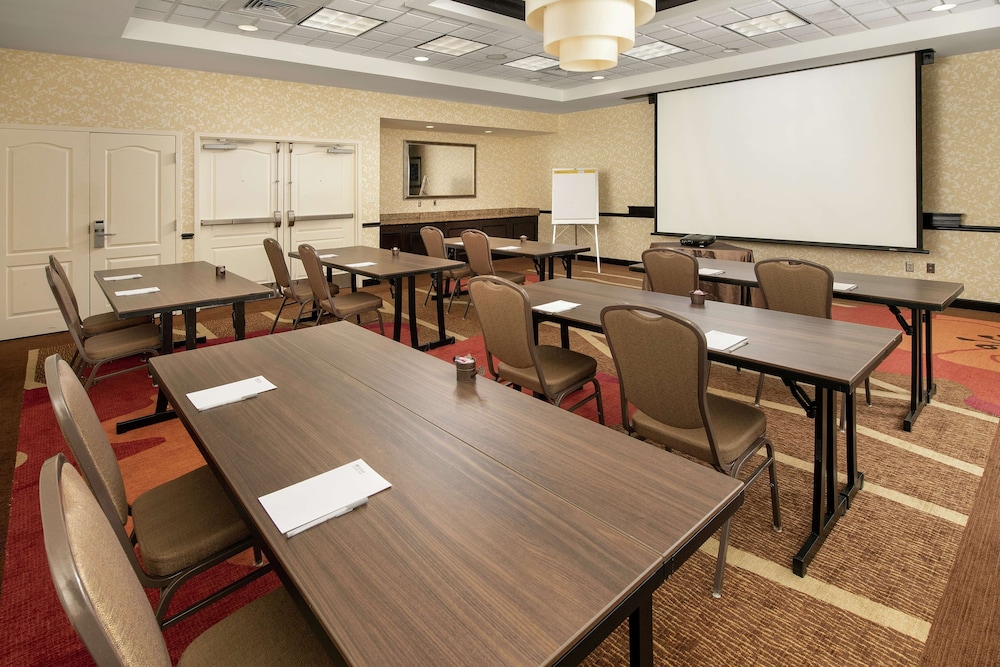 Hilton Garden Inn Frederick - photo 27