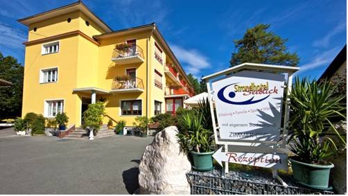 Hotel Seeblick in Unknown City, Austria