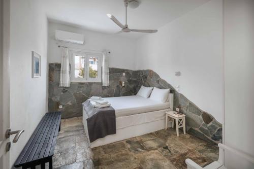 House Avlomonas — 4-Star Luxury Hotel in Livadi, Greece