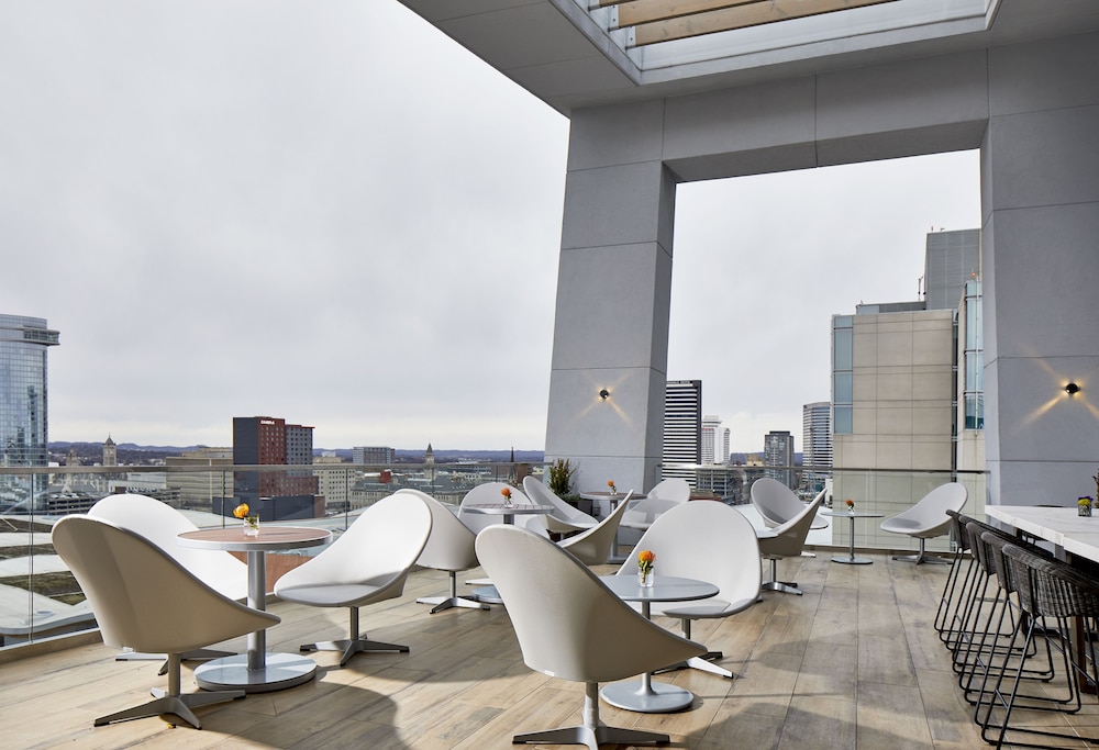 SpringHill Suites by Marriott Nashville Downtown Convention Center - photo 40