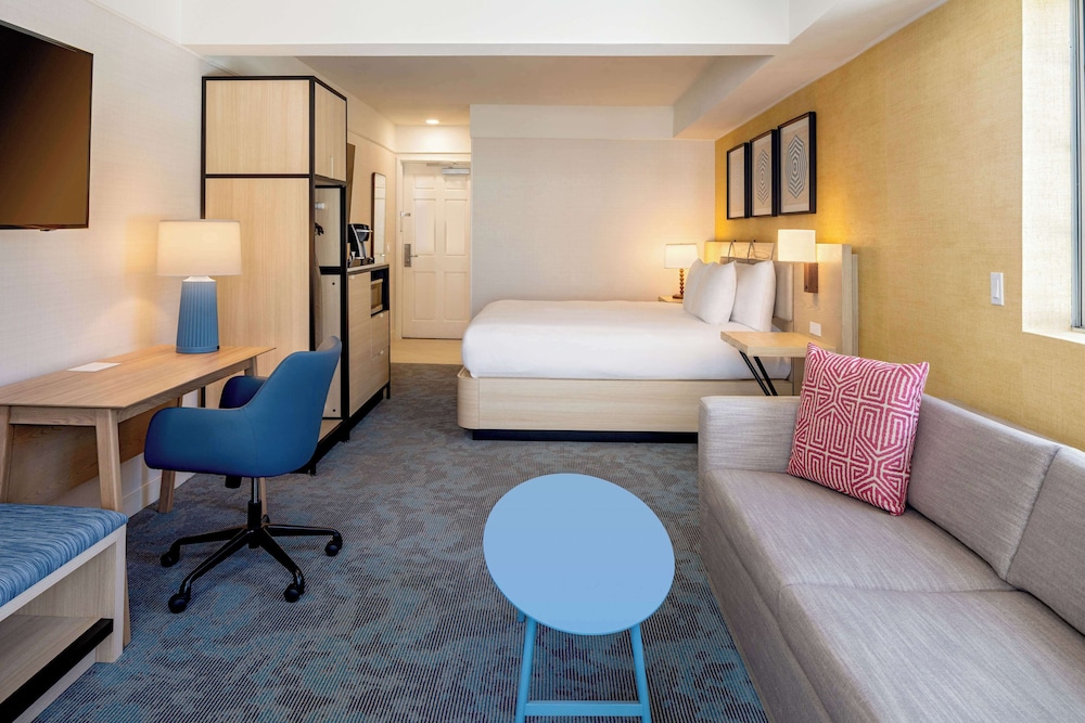Hilton Garden Inn Dana Point Doheny Beach - photo 25