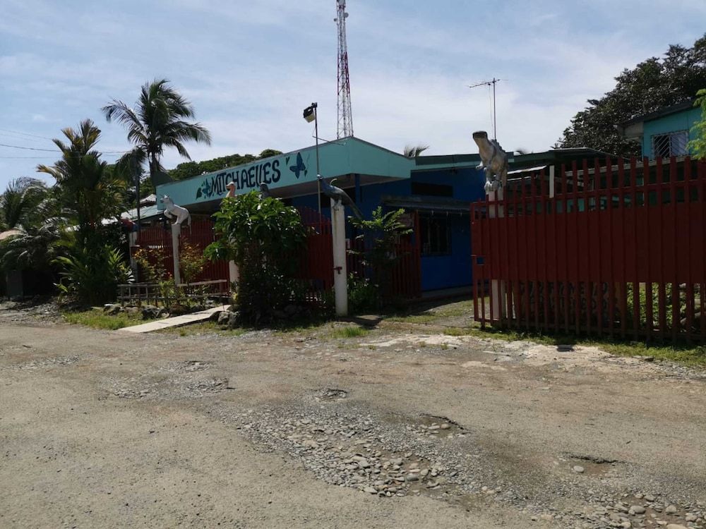 Cabinas Mitchaelle’s in Puerto Viejo De Talamanca, Costa Rica