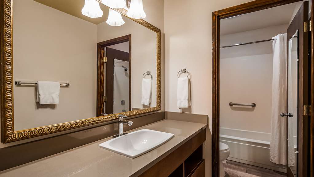Best Western Salbasgeon Inn & Suites Of Reedsport - photo 40