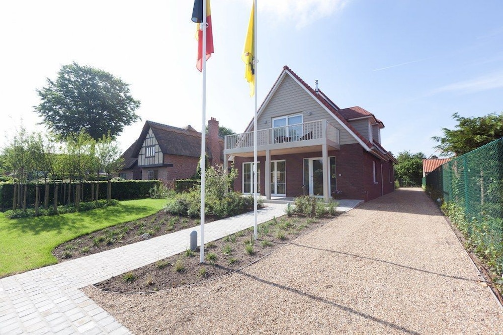 B&B Riche Terre — 5-Star Luxury Hotel in Damme, Belgium