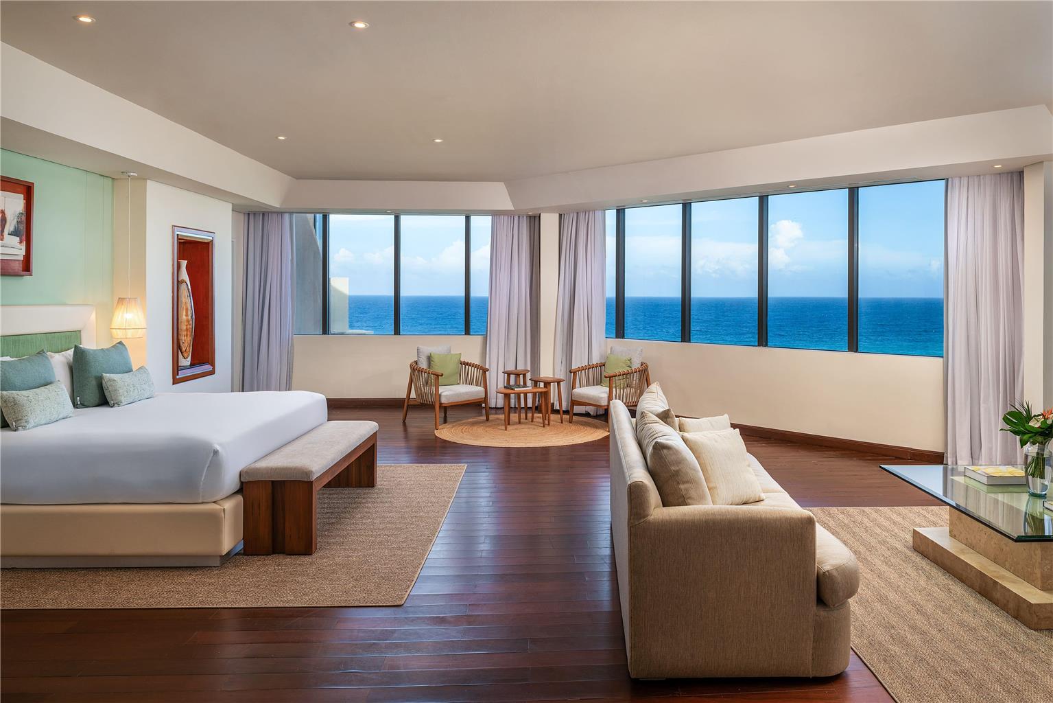 Guest room
