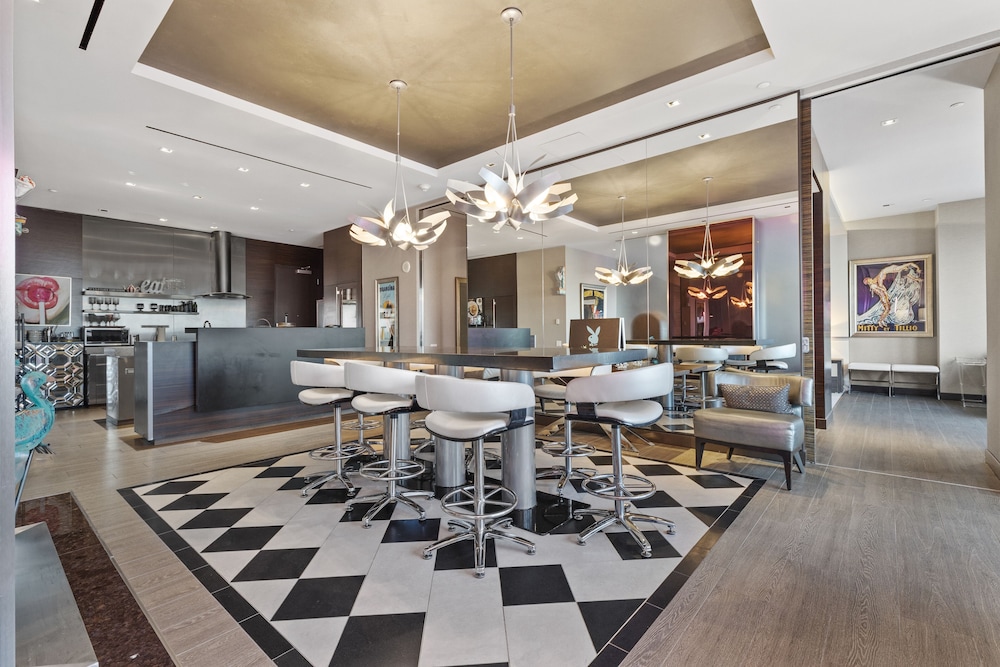 StripViewSuites at Palms Place Penthouses - photo 85
