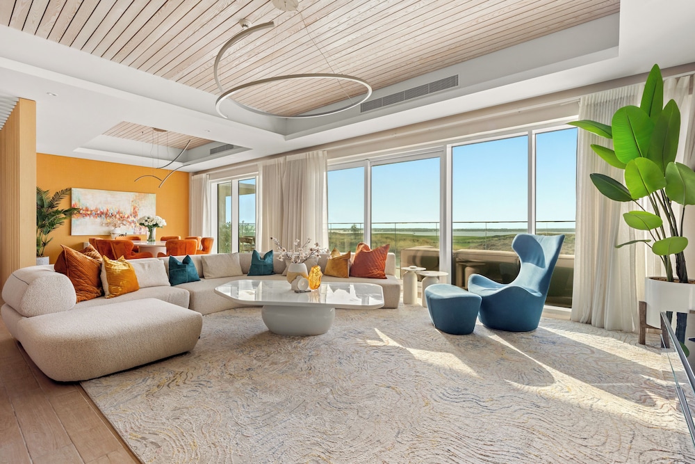 Silkhaus Mayan 5 Yas Island — 4-Star Luxury Hotel in Abu Dhabi, United Arab Emirates