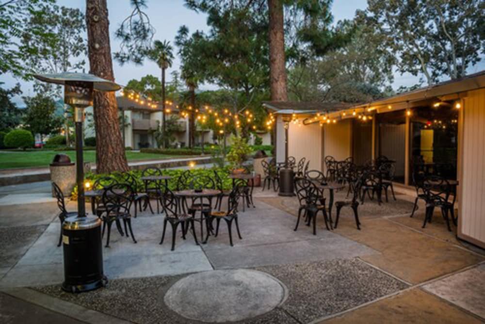 Los Gatos Lodge - photo 27