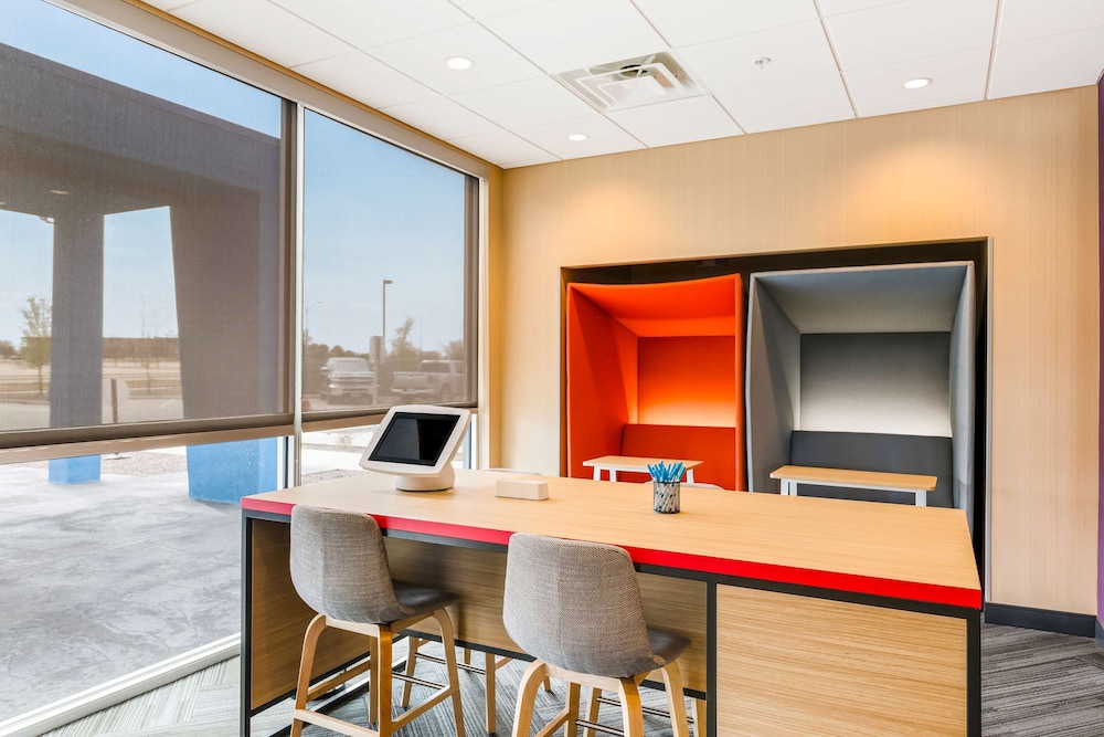 Tru By Hilton Midland - photo 49