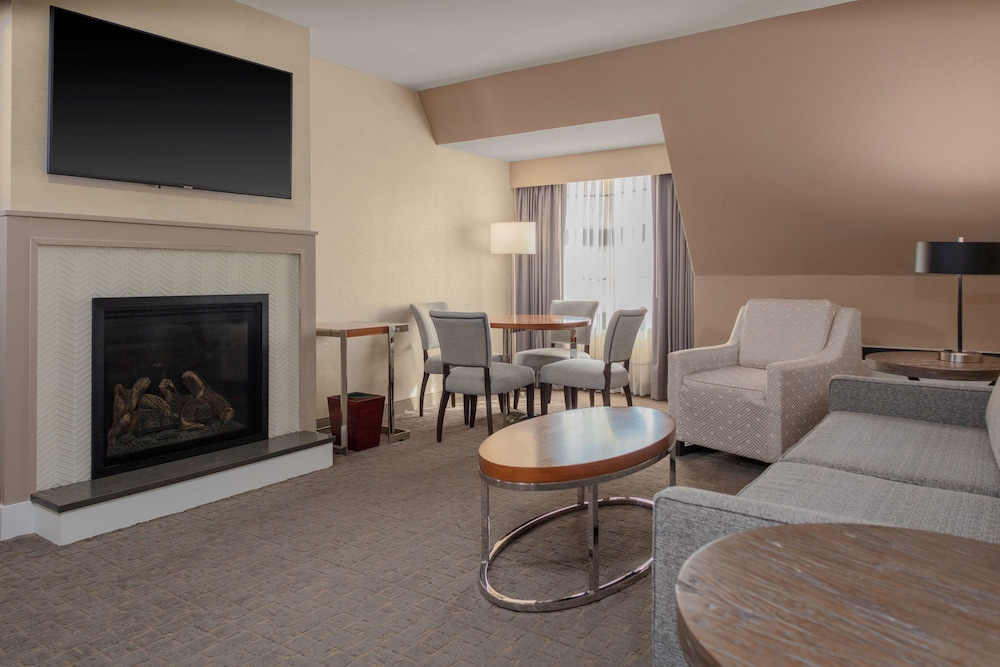 DoubleTree by Hilton Burlington Vermont - photo 18