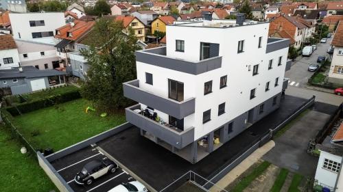 Hugo apartments — 4-Star Luxury Hotel in Zagreb, Croatia