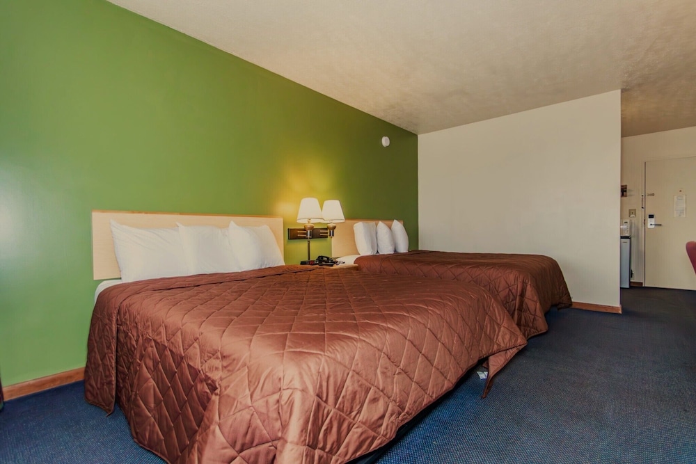 Americas Best Value Inn Austinburg - photo 5