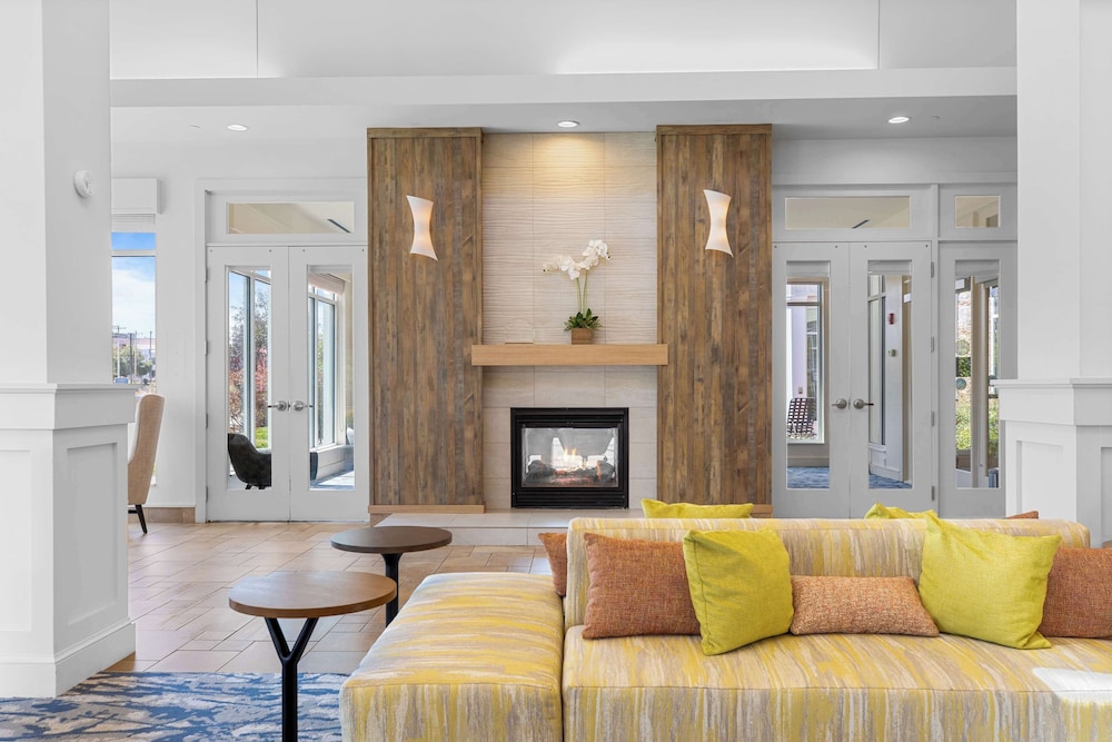 Hilton Garden Inn Auburn - photo 2