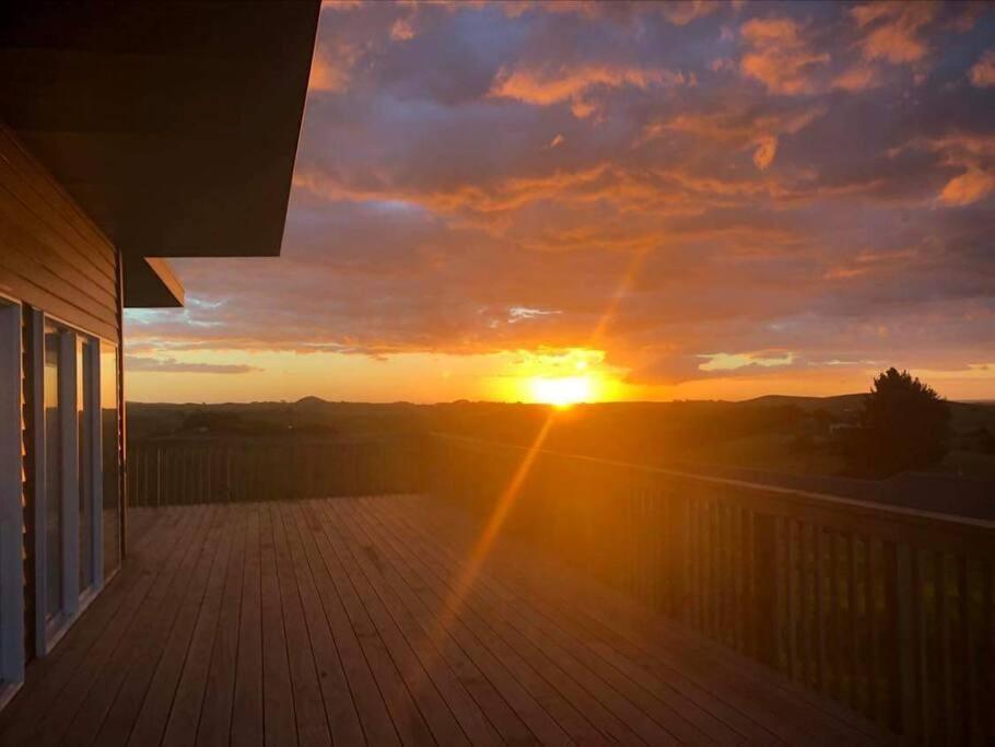 Panoramic Heights - carbon neutral hotel in Unknown City