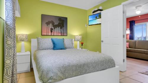 Beach House Hotel - featured photo