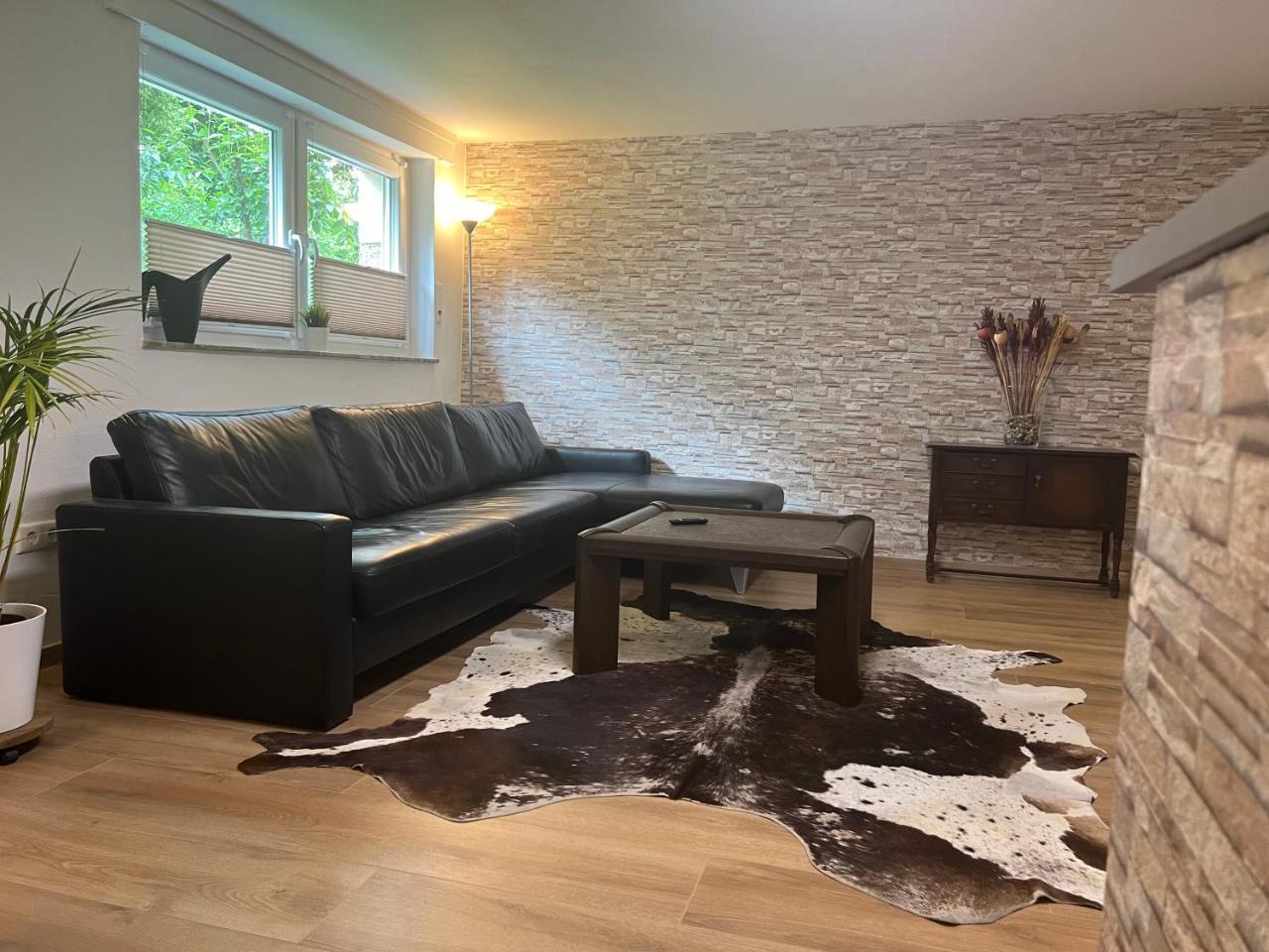Charmante Souterrain Wohnung — 4-Star Luxury Hotel in Dortmund, Germany